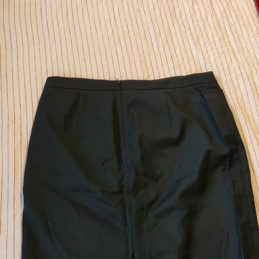 Ann Taylor Black Pencil Skirt - Picture 2 of 2